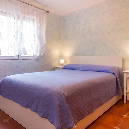 Lovely In With Kitchen Denia